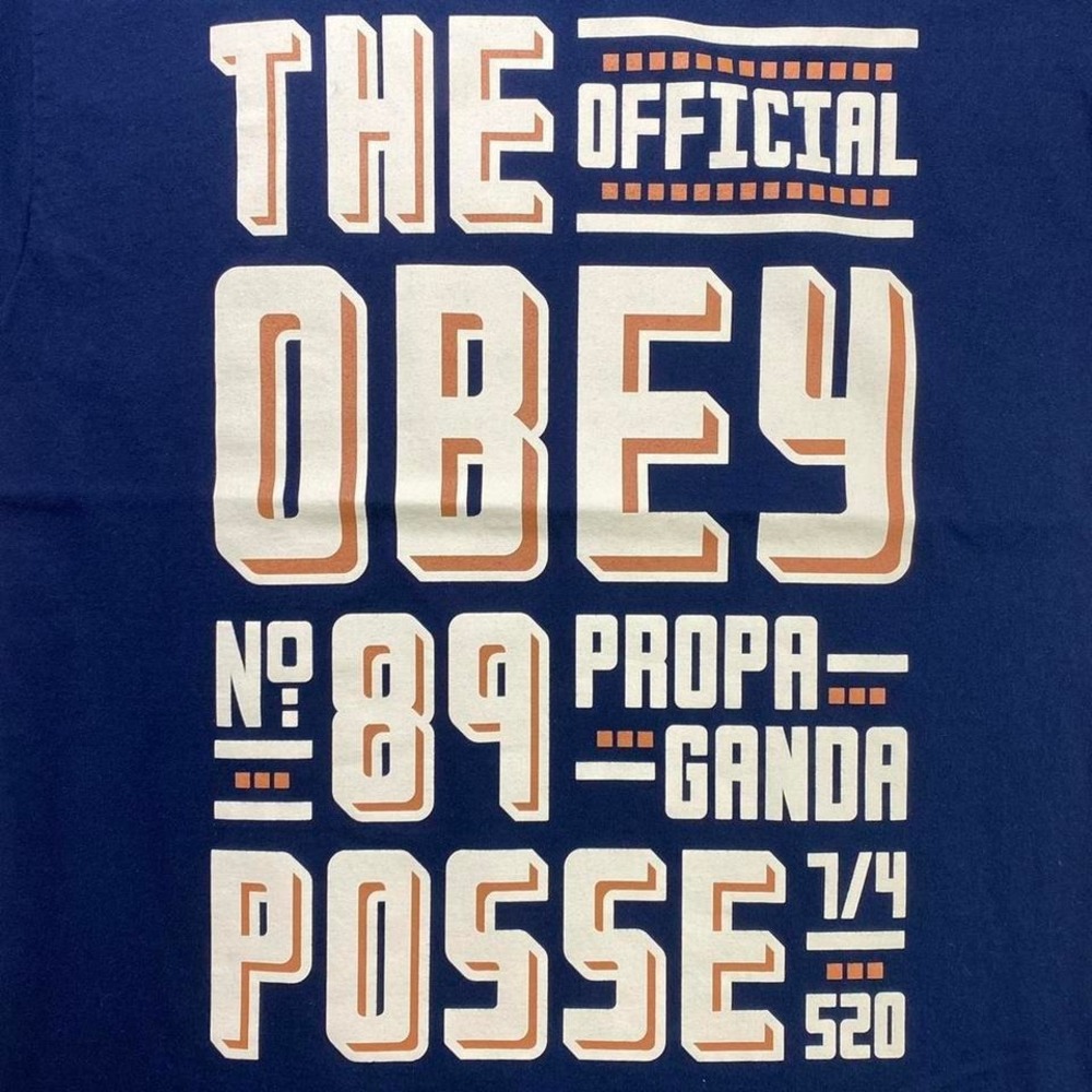 Vintage 2000s President Obama HOPE shirt